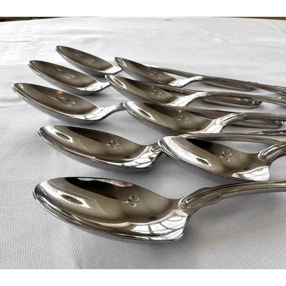 Oneida Classic Shell Cube Stamp Heirloom Flatware Lot 28 Pc Serving Pieces